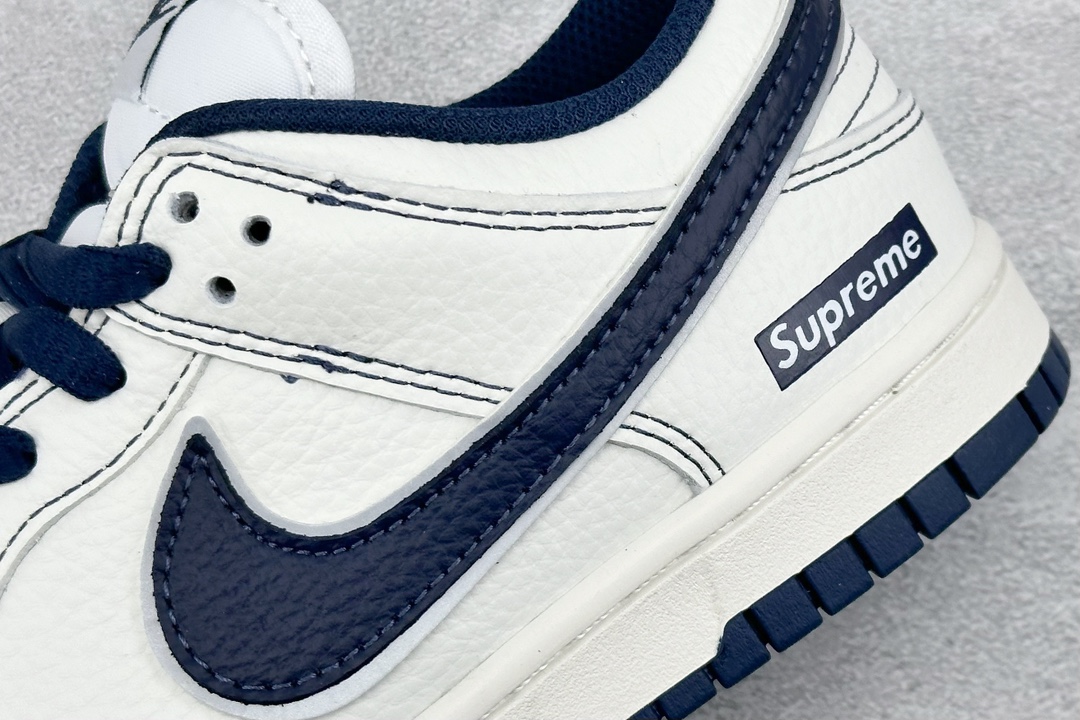 200 NIKE SB Dunk Low x Supreme 白深蓝满天星 RM2308-238