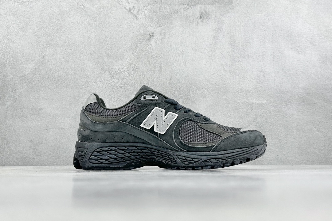 180 HG版 New Balance 2002R 做旧黑 新百伦经典配色 M2002RBV