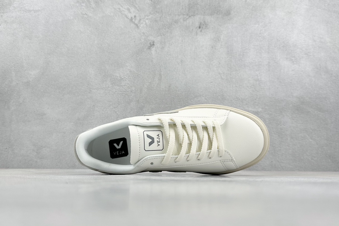 130 VEJA Leather Extra Sneakers 法国国民V字经典小白板鞋