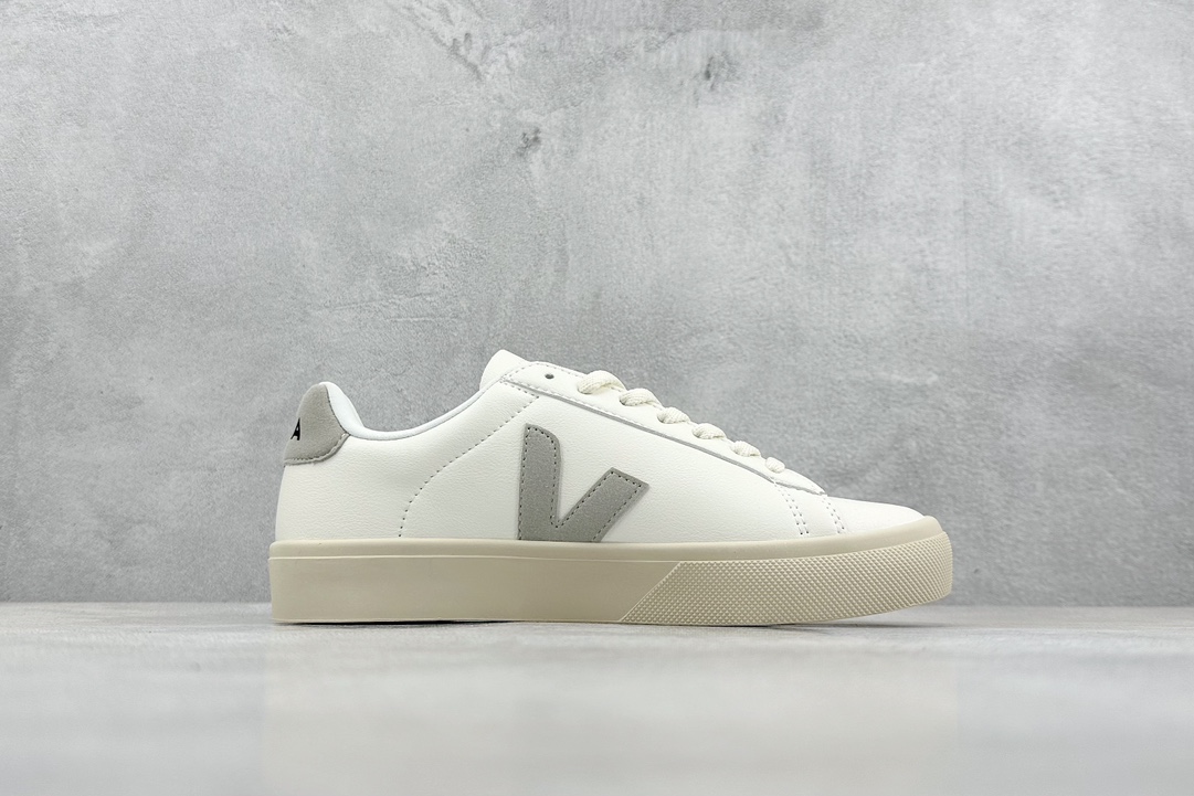 130 VEJA Leather Extra Sneakers 法国国民V字经典小白板鞋