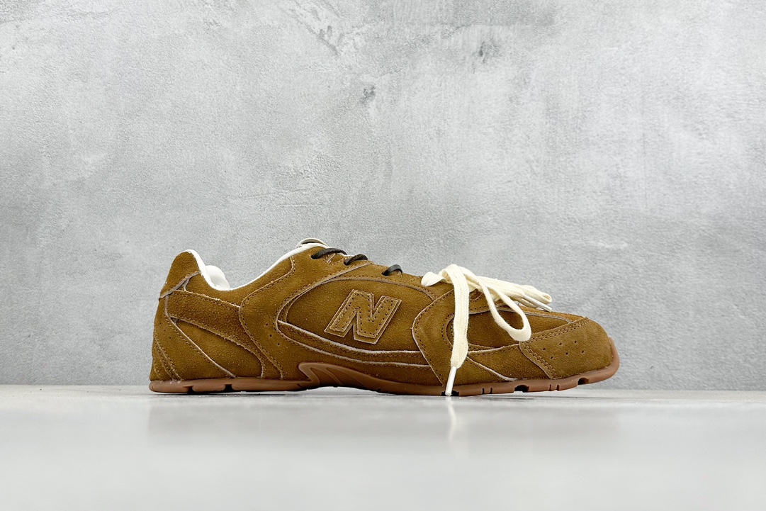 260 J版 Miu Miu x New Balance联名款运动鞋 New Balance 530 学院风