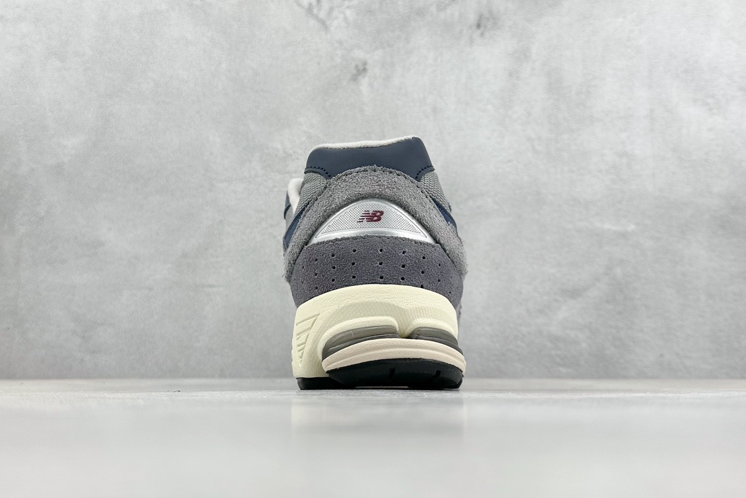 260 New Balance 2002系列 经典灰 复古休闲跑步鞋 M2002REL