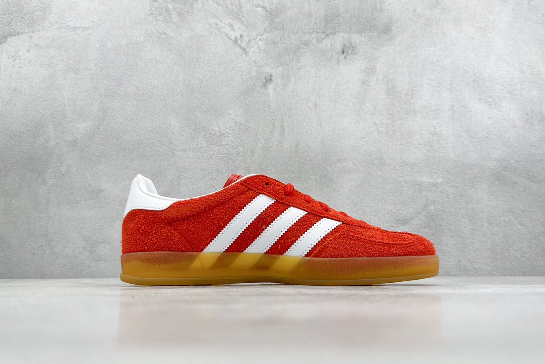 200 Cs版 adidas Originals Gazelle INdoor 三叶草休闲防滑耐磨低帮板鞋  HQ8718