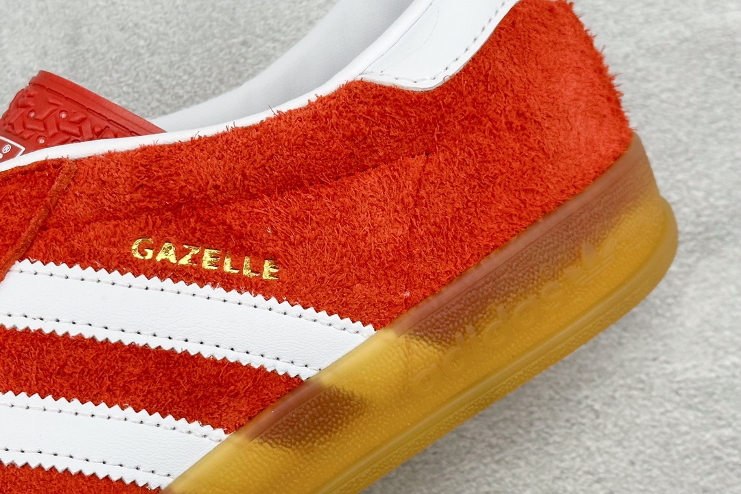 200 Cs版 adidas Originals Gazelle INdoor 三叶草休闲防滑耐磨低帮板鞋  HQ8718