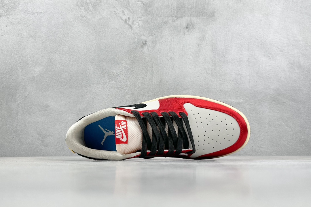 200 外贸版 Air Jordan 1 Low OG x Trophy Room ”Away” 白黑红  FN0432-100