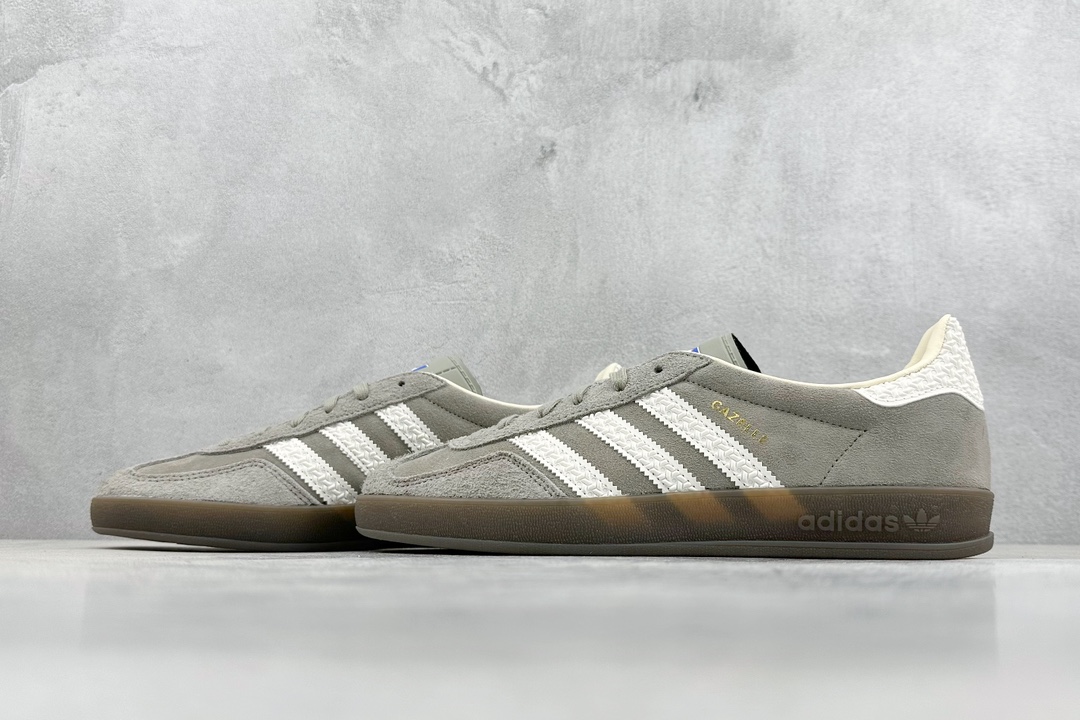 200 Cs版 adidas Originals Gazelle INdoor 三叶草休闲防滑耐磨低帮板鞋  HQ8717