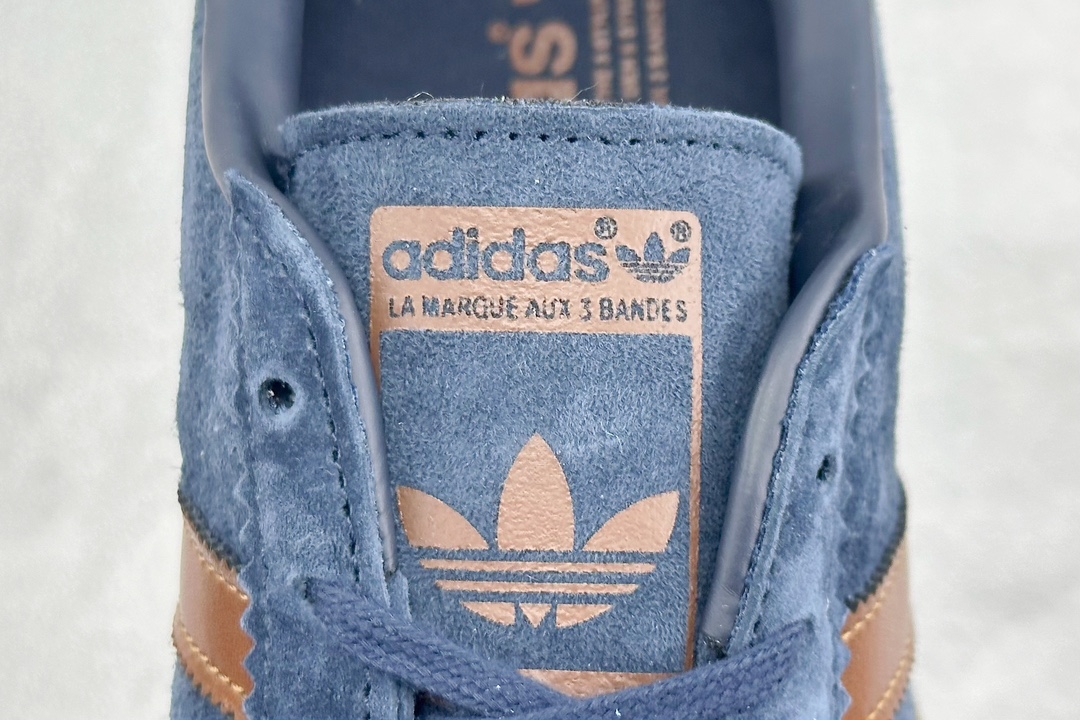 160 YH Adidas Originals Bermuda 绒面防滑耐磨轻便低帮板鞋  JI4278