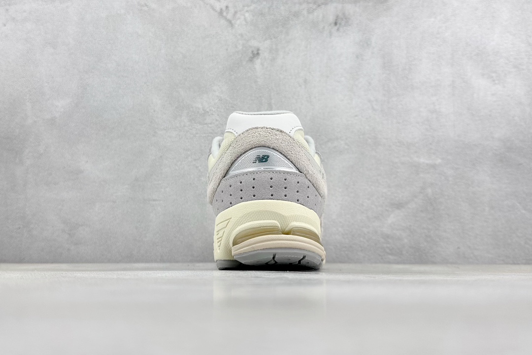 260 New Balance 2002系列 经典灰 复古休闲跑步鞋 M2002REK