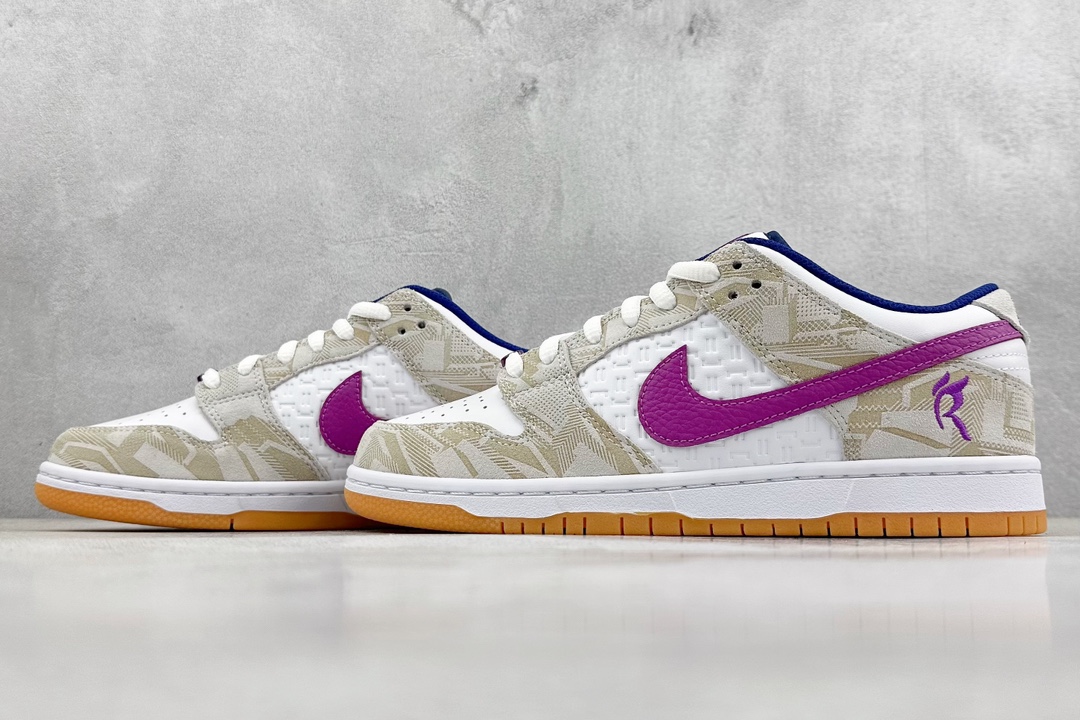 300 N版 Rayssa Leal × Nike Dunk SB "Pure Platinum andVivid Purple" 紫白 FZ5251-001