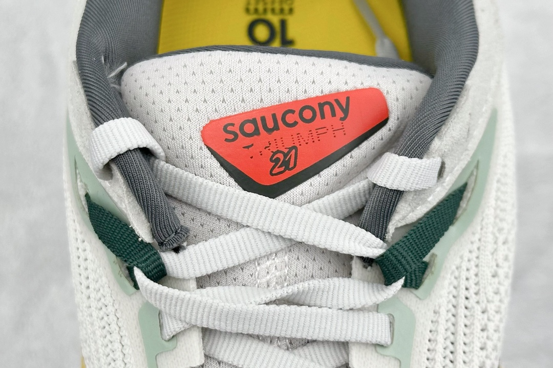 World-renowned running sports brand-Saucony Triumph 21 jogging shoes