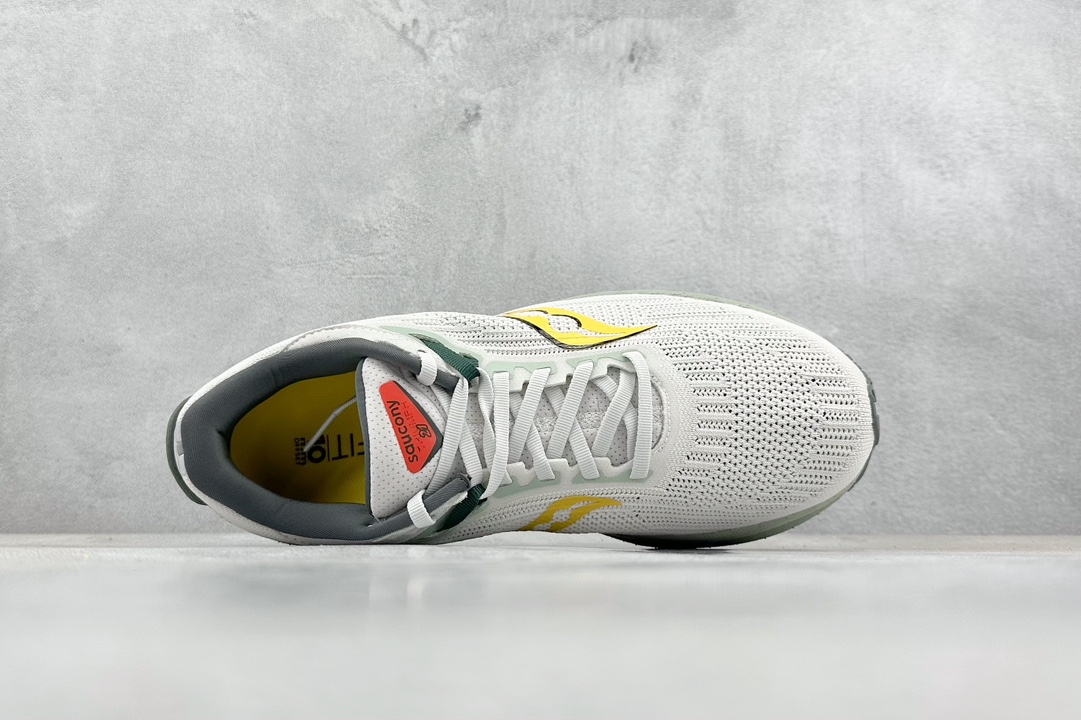 World-renowned running sports brand-Saucony Triumph 21 jogging shoes