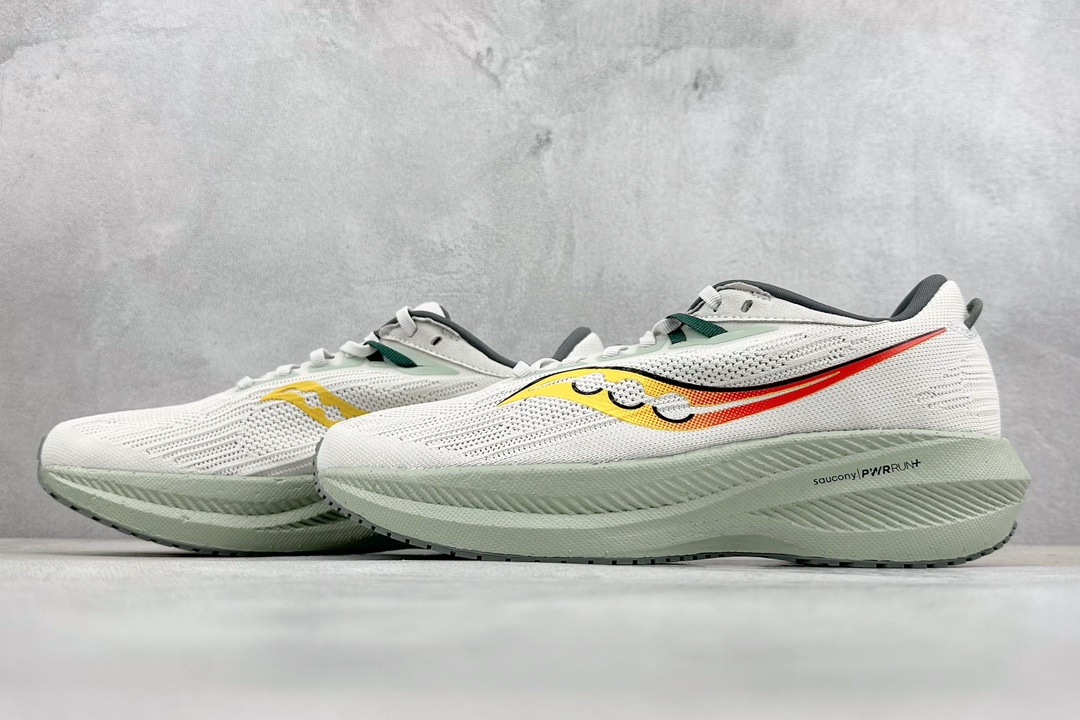 World-renowned running sports brand-Saucony Triumph 21 jogging shoes