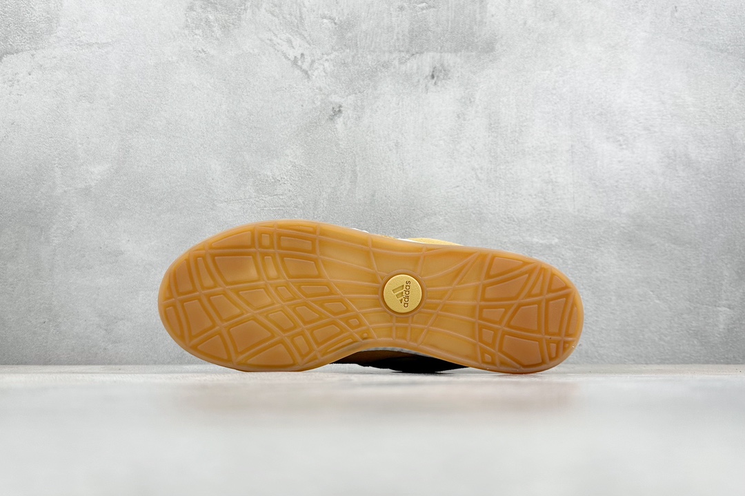 XL version of Adidas Adimatic Low Matic series low-top IF8797