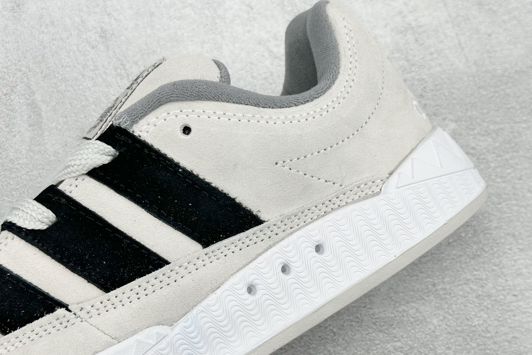 XL version of Adidas Adimatic Low ID8266