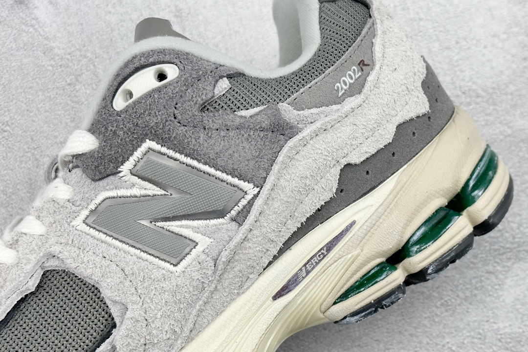 DT tested version of New Balance 2002R Retro single product correct version M2002RDA