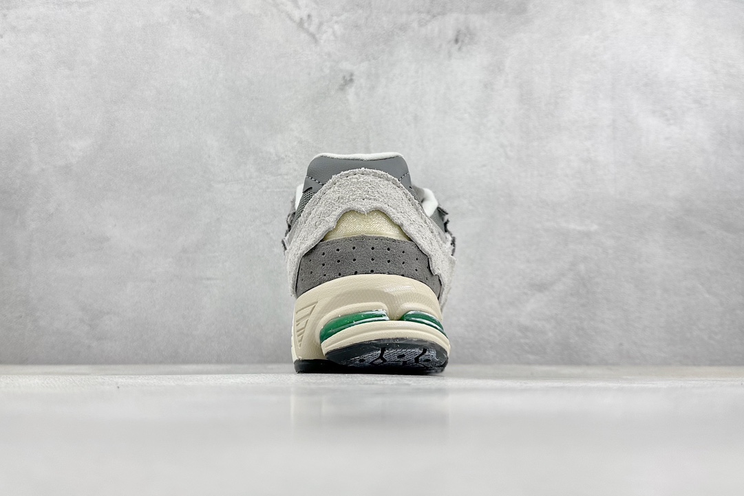 DT tested version of New Balance 2002R Retro single product correct version M2002RDA