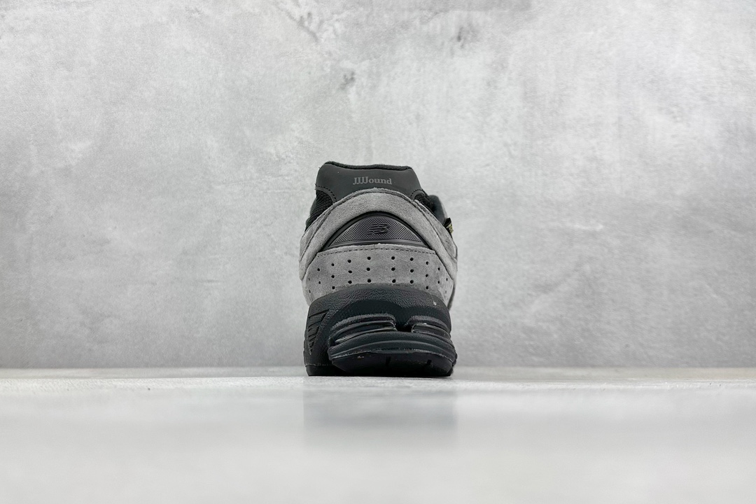DT tested version of New Balance 2002R Retro item correct version M2002RXZ
