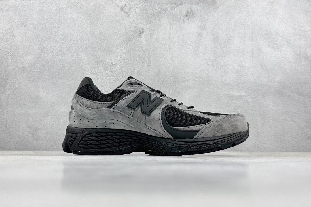 DT tested version of New Balance 2002R Retro item correct version M2002RXZ