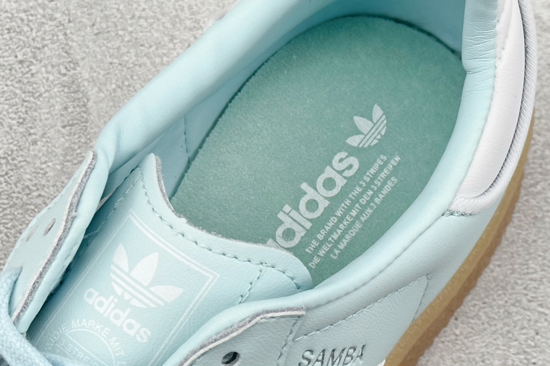 150 adidas originals SambaE W OG 此款以简约大方的造型设计 ID0435