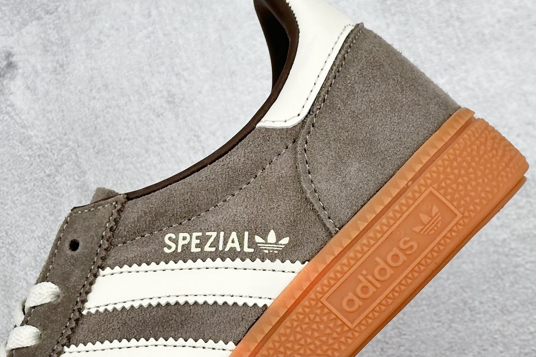 180 Adidas Handball Spezial 阿迪达斯经典款 复古休闲板鞋  IE6490