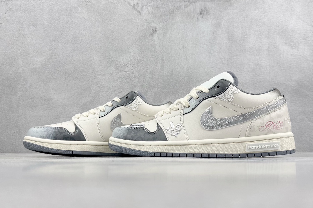 300 礼盒版 Air Jordan 1 Low 熊猫恶作剧 摩登薇境 格雷系 坚毅之花  553560-053