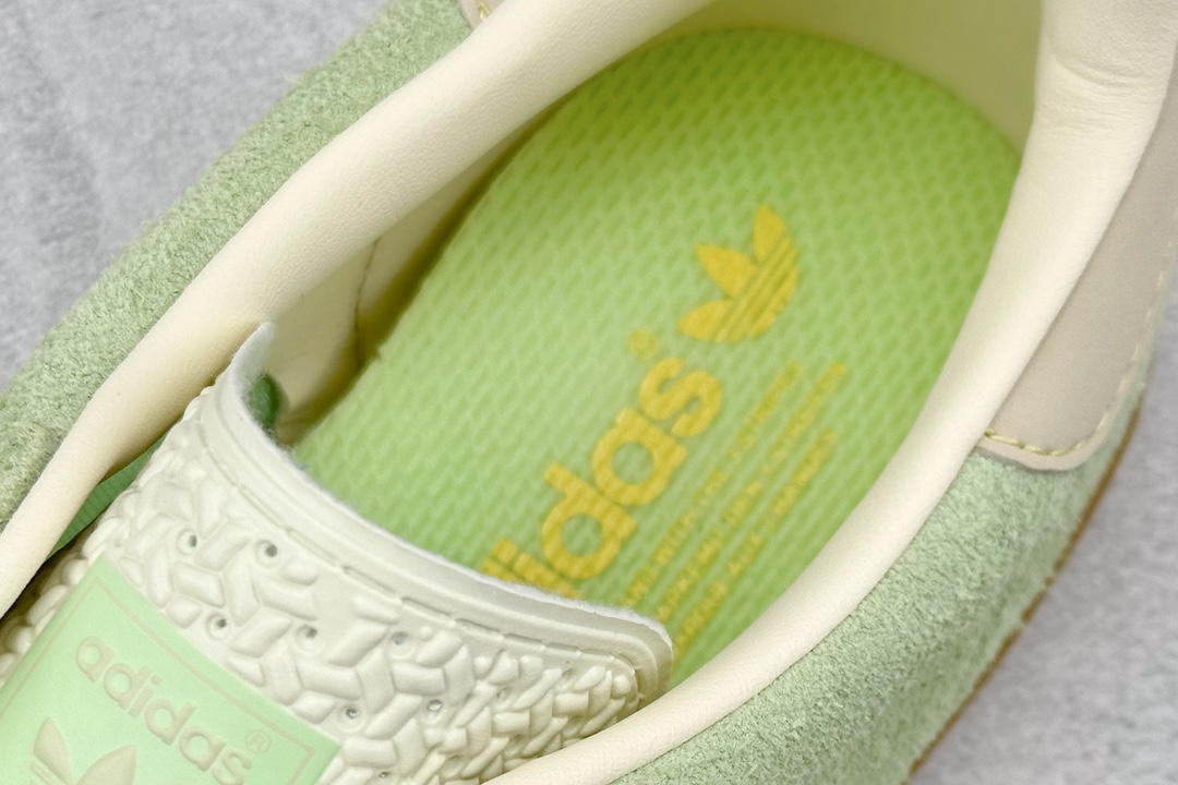 200 Cs版 adidas Originals Gazelle INdoor 三叶草休闲防滑耐磨低帮板鞋 IE2948