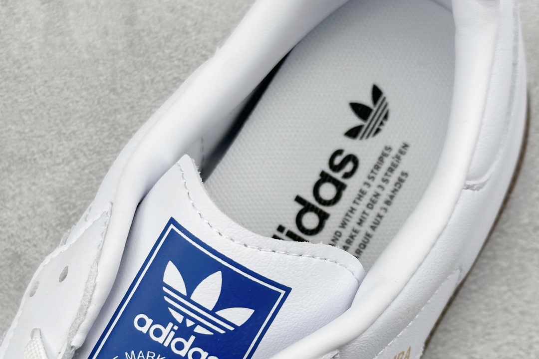 160 adidas originals Samba OG 白  IE3439