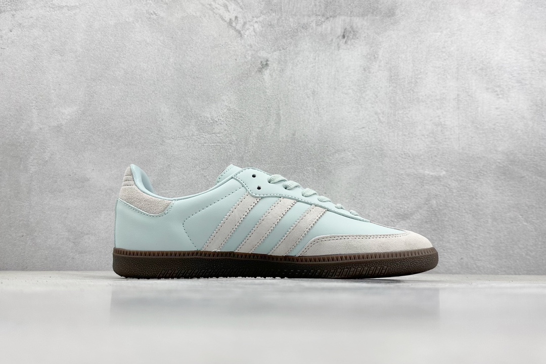 160 adidas originals Samba OG 此款以简约大方的造型设计 D98158