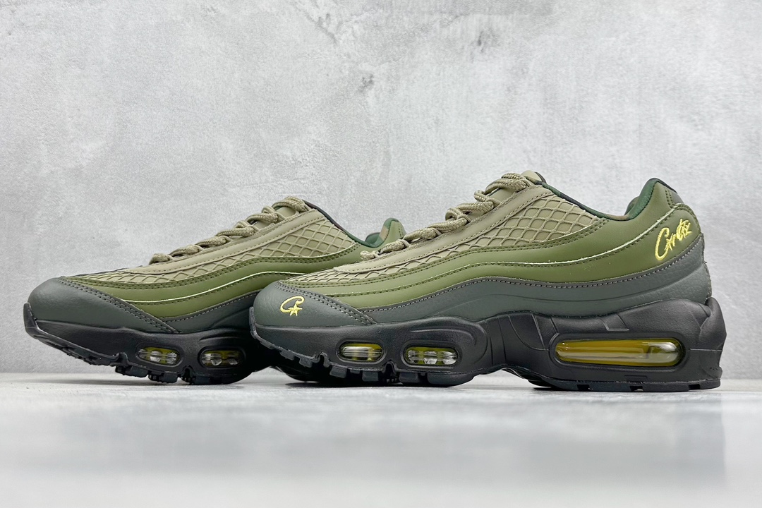 200 NIKE Air Max 95 潮流百搭 气垫缓震慢跑鞋  FB2709-300