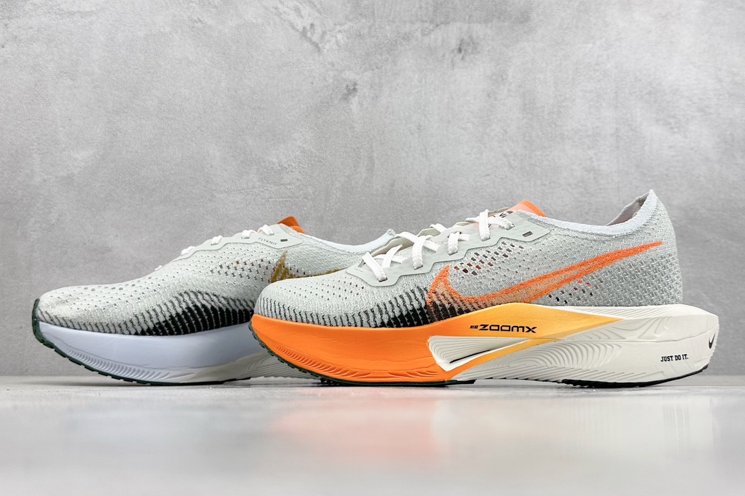 200 Nk ZoomX Vaporfly NEXT% 3 马拉松系列泡棉超轻缓震运动慢跑鞋 FV3633-081