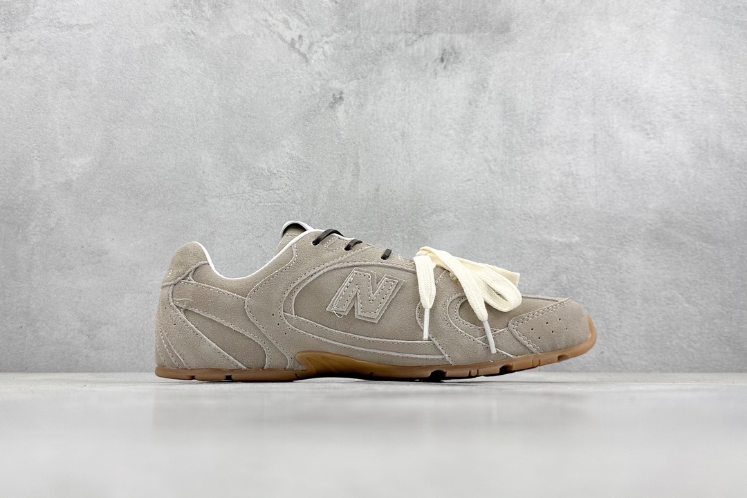 260 J版 Miu Miu x New Balance联名款运动鞋 New Balance 530 学院风