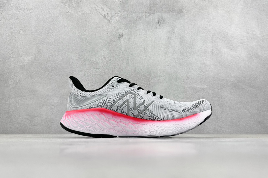 200 New Balance NB FuelCell Supercomp NB X REBEL 跑步鞋 M1080N12