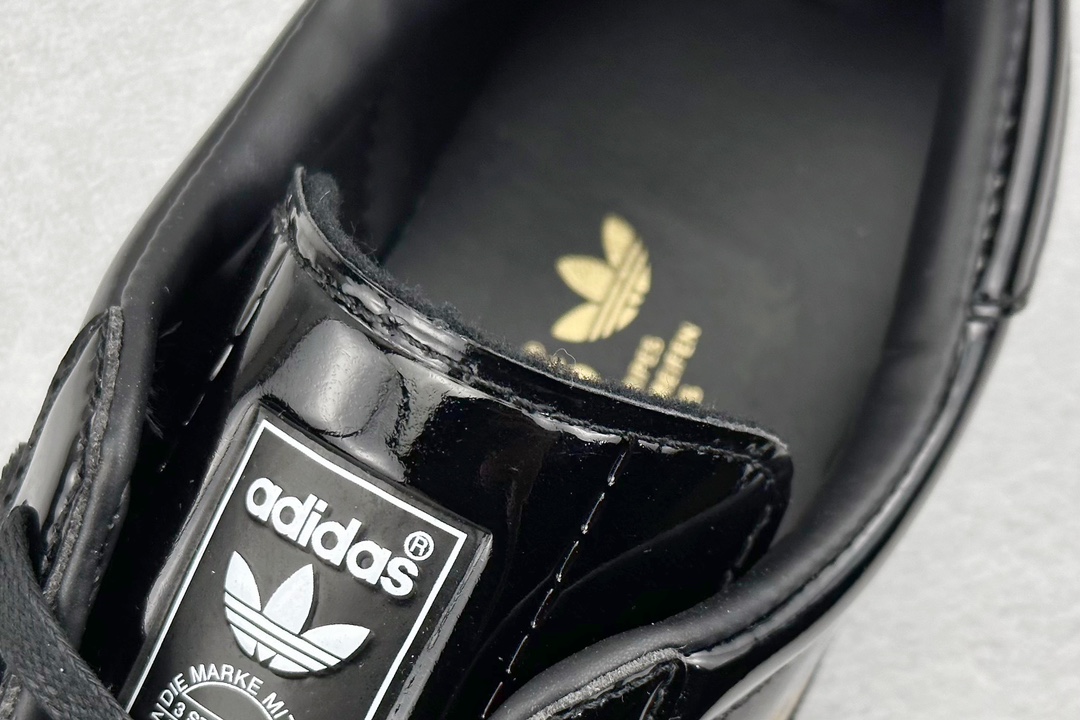 150 adidas Originals Gazelle INdoor 三叶草休闲防滑耐磨低帮板鞋  IG1891