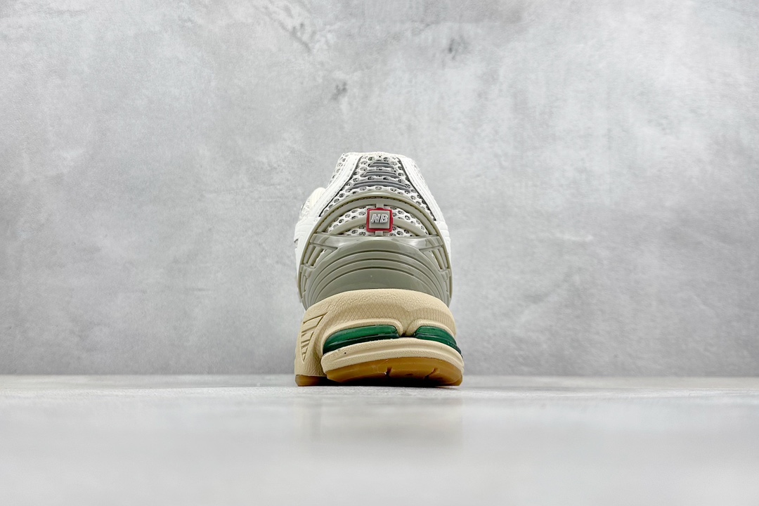 240 C版 New Balance NB 1906 新百伦系列复古老爹风休闲运动慢跑鞋  M1906RQ