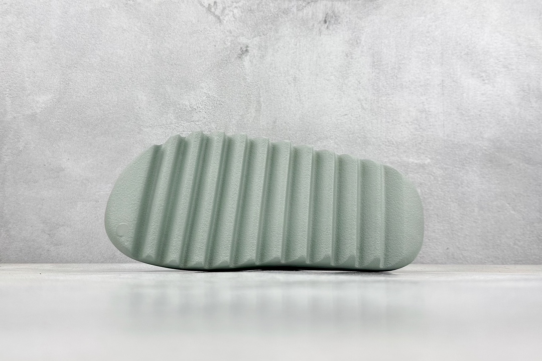 120 GT纯原 Kanye West x Yeezy Slide ”Resin” 侃爷再度联乘 椰子拖鞋 ID5480