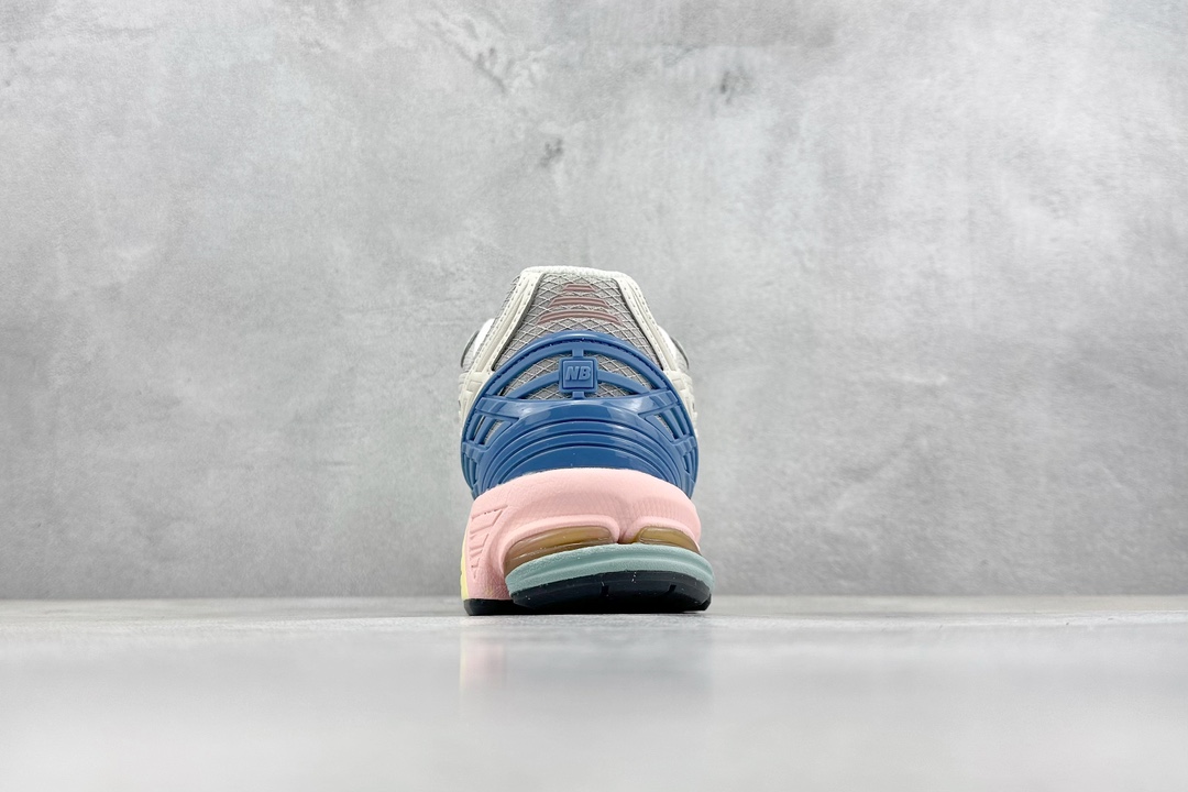 200 Kw版 New Balance NB 1906R 灰白色 M1906NC