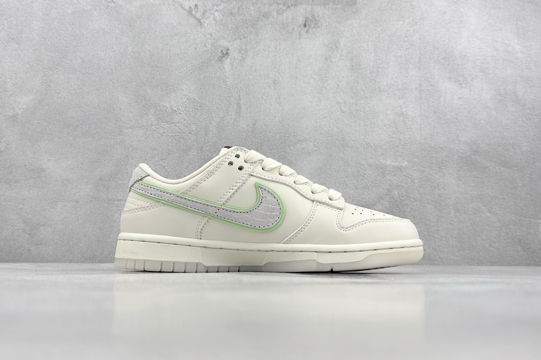 Nike SB Dunk Low x Louis Vuitton NYC Dragon Year Limited Edition Off-White Hook CF3688-001