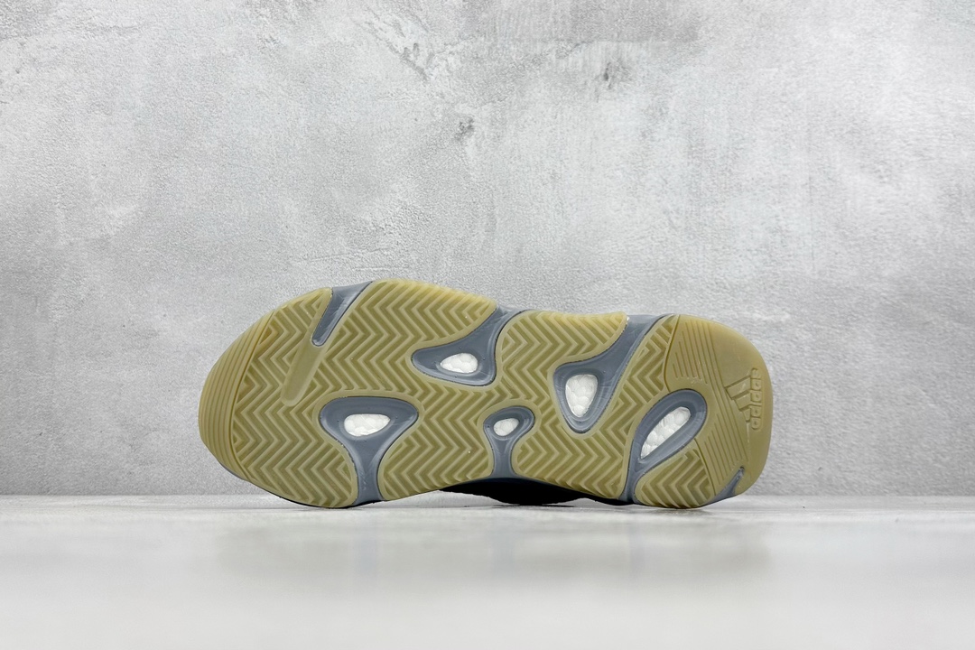 OAD Adidas YEEZY Boo700V2 Kanye Yeezy 700 FW2549