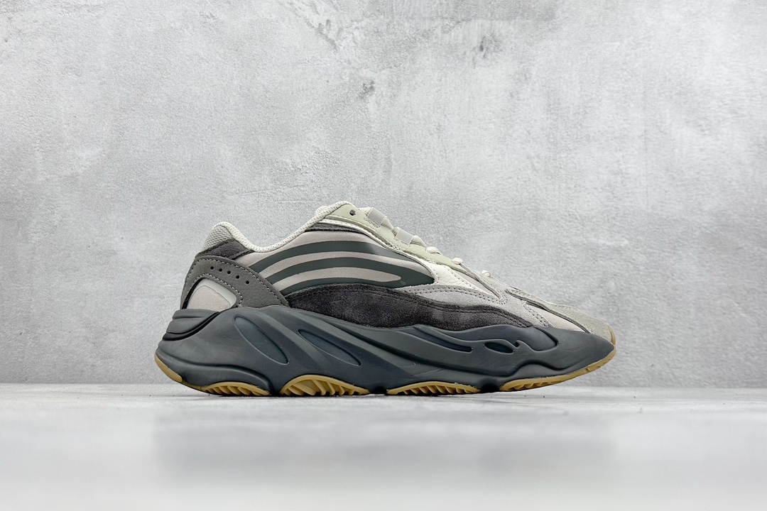 OAD Adidas YEEZY Boo700V2 Kanye Yeezy 700 FU7914