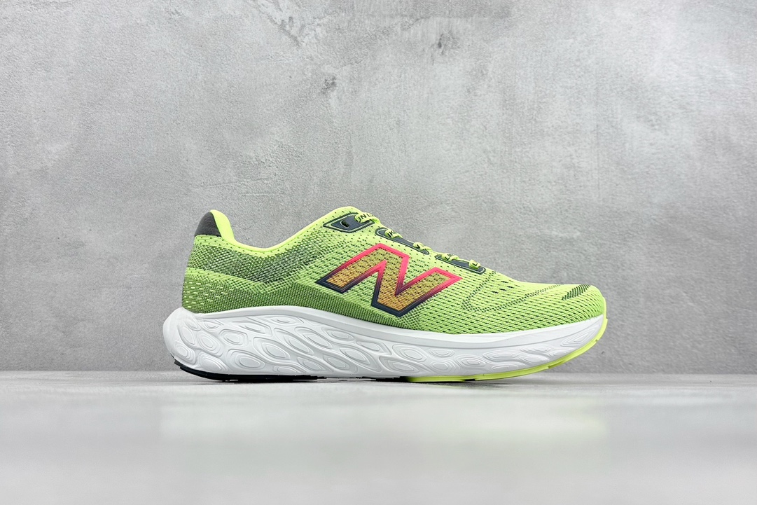 200 New Balance 880系列 轻化透气复古休闲运动慢跑鞋 M880D14