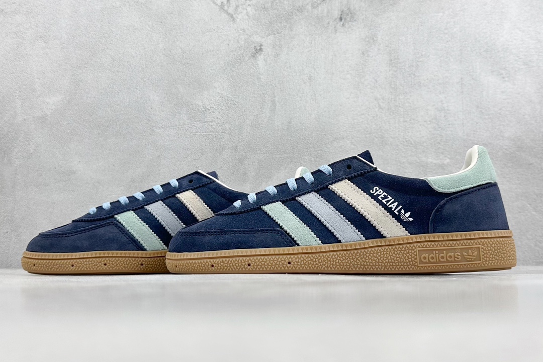 150 Adidas Handball Spezial 阿迪达斯经典款 复古休闲板鞋  IG1967