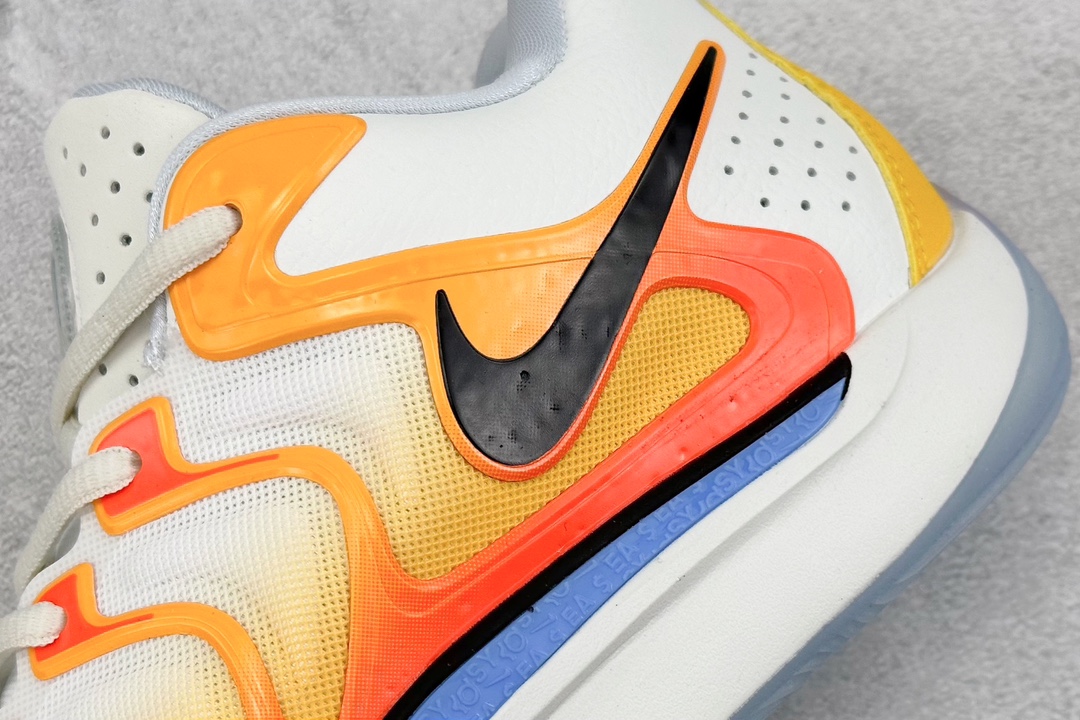 260 Nike Zoom KD 17 EP 延续了前代那种偏臃肿的鞋型  FJ9487-700