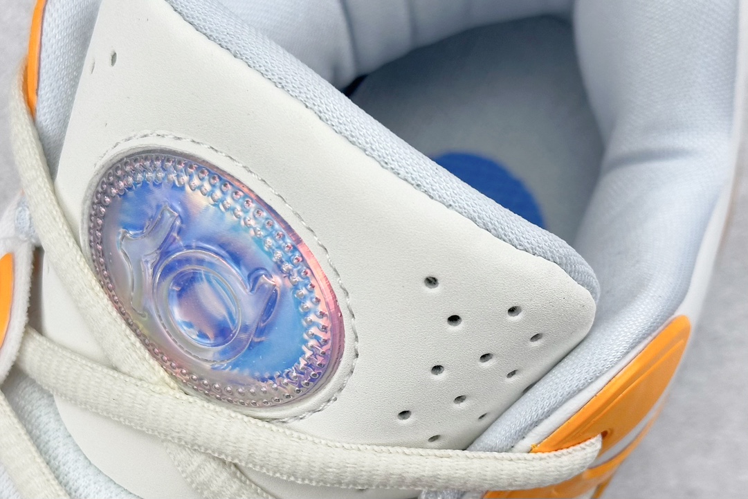 260 Nike Zoom KD 17 EP 延续了前代那种偏臃肿的鞋型  FJ9487-700