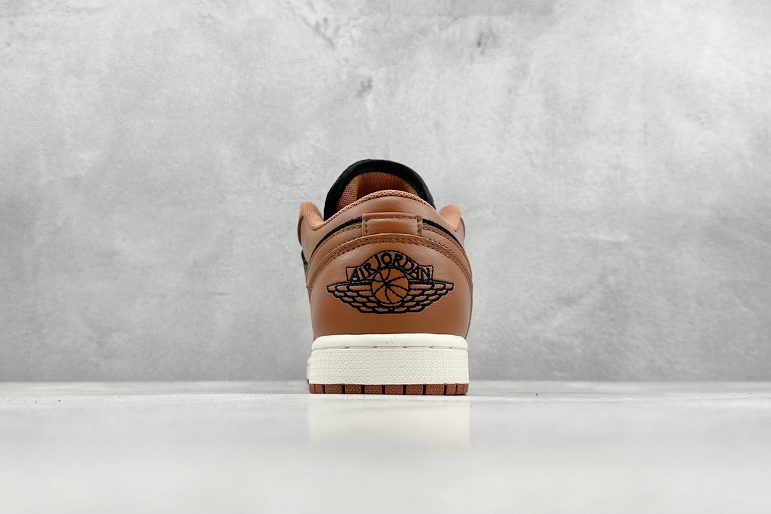 200 外贸版 Air Jordan 1 Retro Low WMNS "Archaeo Brown" 黑棕  DC0774-021