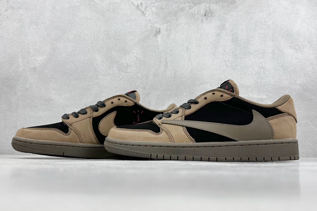 220 Travis Scott x Air Jordan 1 Low 棕黑倒钩 DM7866-202