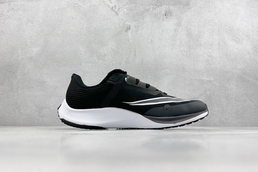 RS版 NIKE AIR Zoom RIVAL Fly 3. 超轻跑步鞋织物减震轻盈跑步鞋 该鞋款专为训
