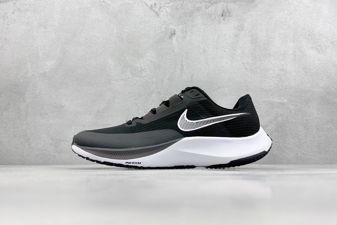 RS版 NIKE AIR Zoom RIVAL Fly 3. 超轻跑步鞋织物减震轻盈跑步鞋 该鞋款专为训