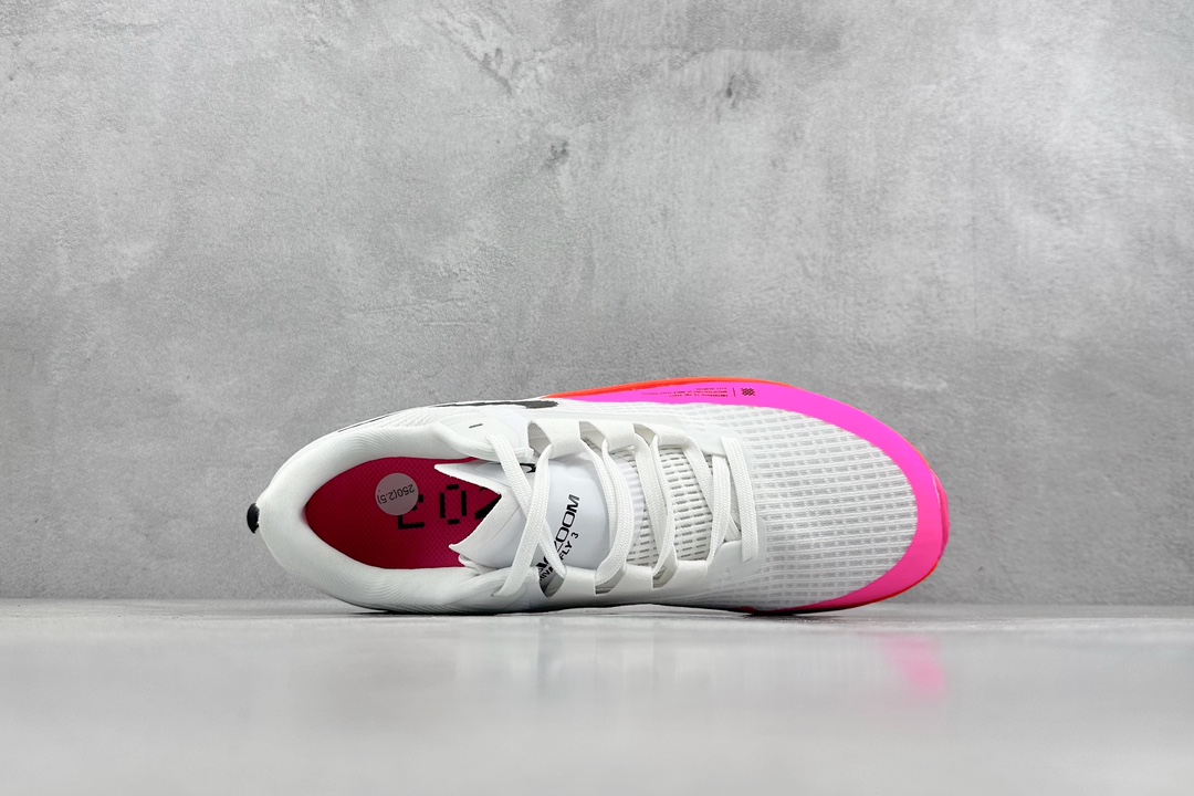 RS版 NIKE AIR Zoom RIVAL Fly 3. 超轻跑步鞋织物减震轻盈跑步鞋 该鞋款专为训