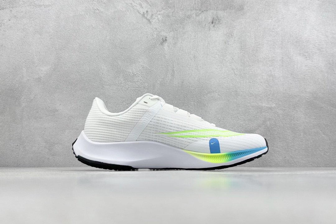 RS版 NIKE AIR Zoom RIVAL Fly 3. 超轻跑步鞋织物减震轻盈跑步鞋 该鞋款专为训