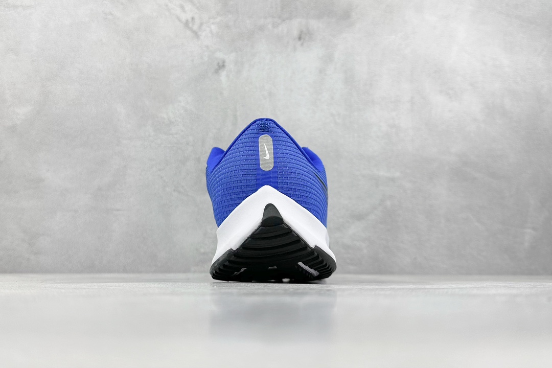 RS版 NIKE AIR Zoom RIVAL Fly 3. 超轻跑步鞋织物减震轻盈跑步鞋 该鞋款专为训
